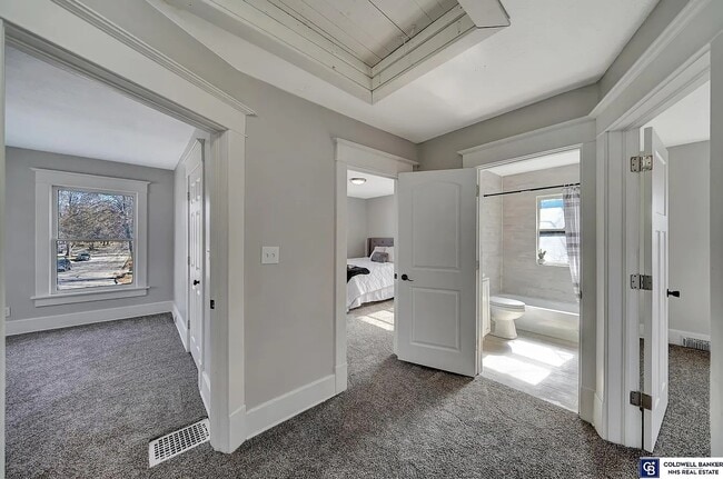 Building Photo - 847 N 30th St