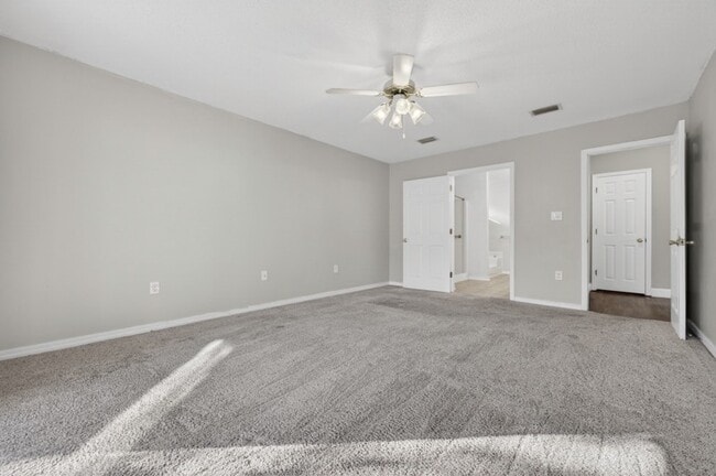 Building Photo - 1602 Trent St