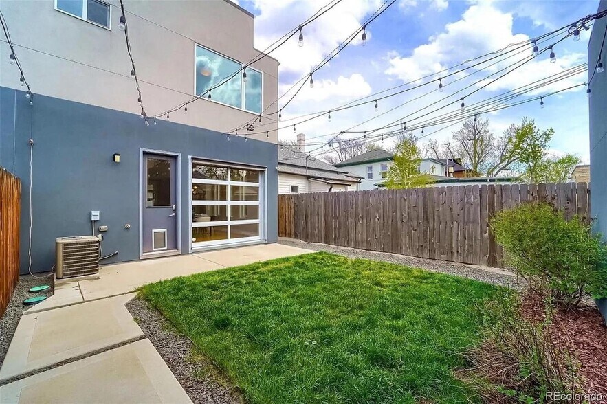 Building Photo - 3791 Meade St