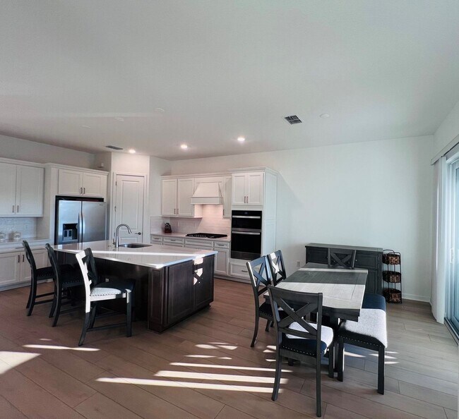 Building Photo - 4 Bedroom, 2.5 bathroom, Apollo Beach, newly built in 2025 ...