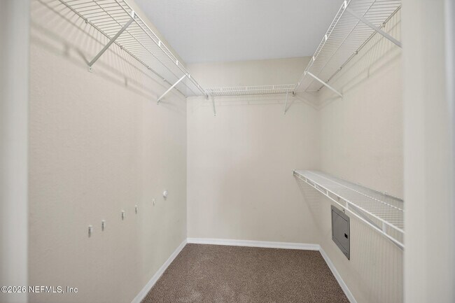 Building Photo - 10961 Burnt Mill Rd