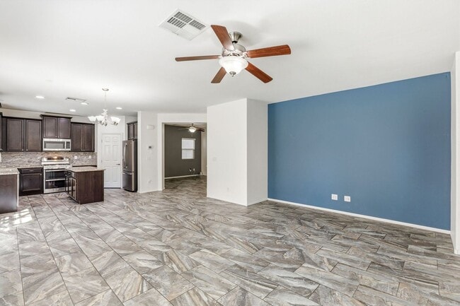 Building Photo - 8123 Mosaic Sunrise Ln