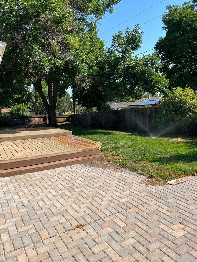Building Photo - Beautifully Renovated 4bd 3bth Home Move I...