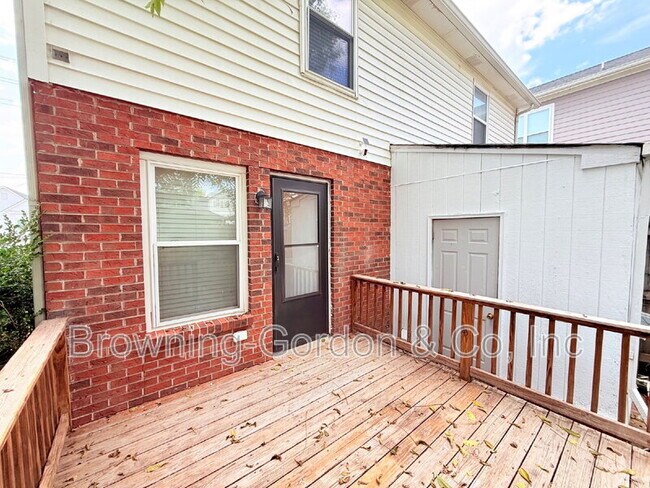 Building Photo - 6204A Louisiana Ave