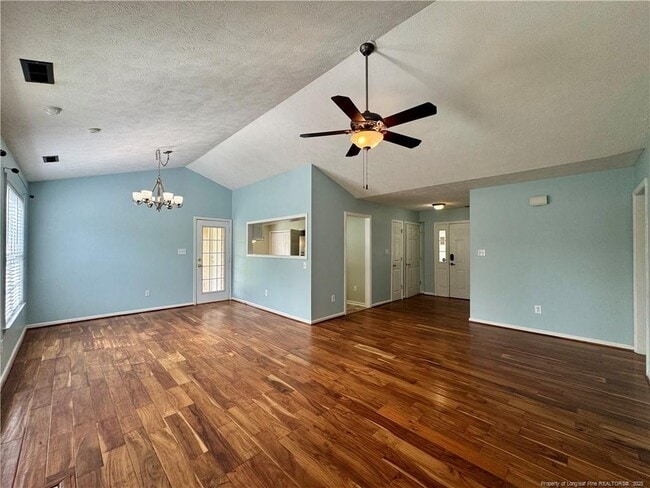 Building Photo - 470 Rushmore Ct