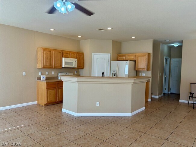 Building Photo - 2065 Scanlon Ferry Ct