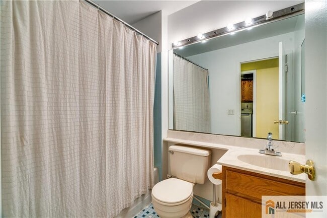 Building Photo - 3113 Cypress Ct