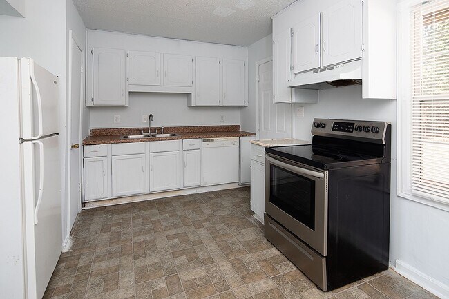 Interior Photo - Windsong Apartments