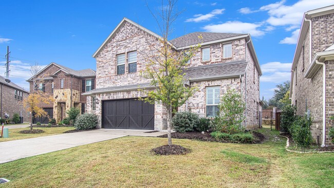 Building Photo - Beautifully Crafted 4-3.5-2.5 in Irving!