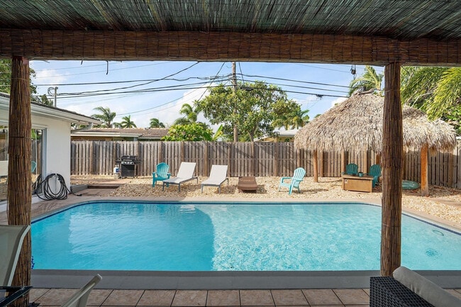 Building Photo - 3221 Spanish River Dr