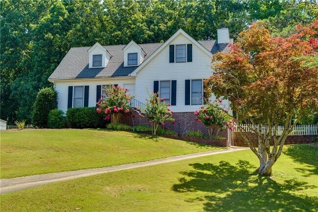 Building Photo - 2890 Carrollton Ct
