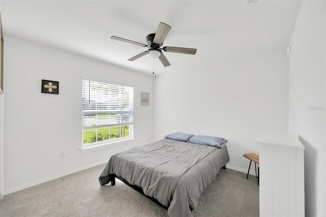 Building Photo - 1072 Aruba Ave