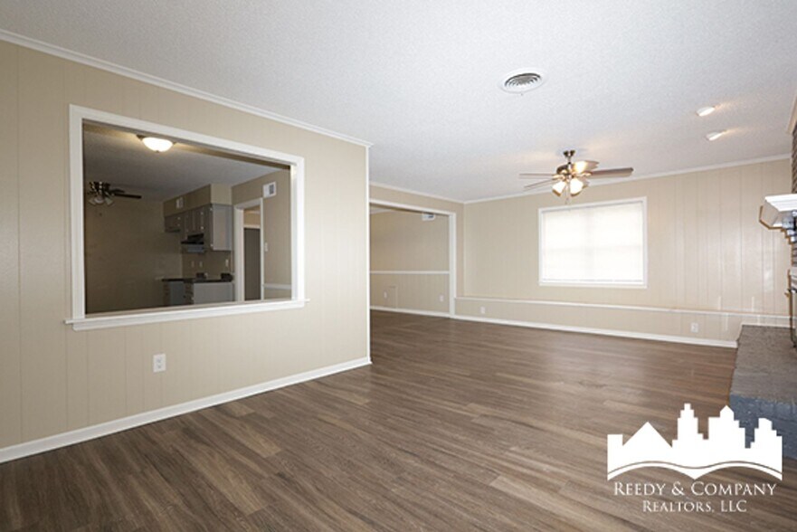 Building Photo - 6402 Cheshire Cove