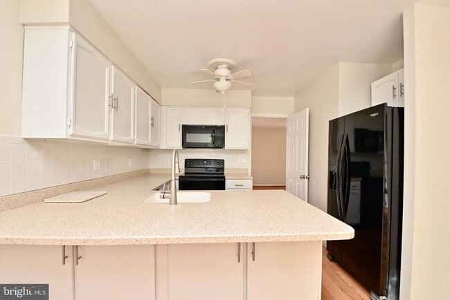 Building Photo - 8991 Omega Ct