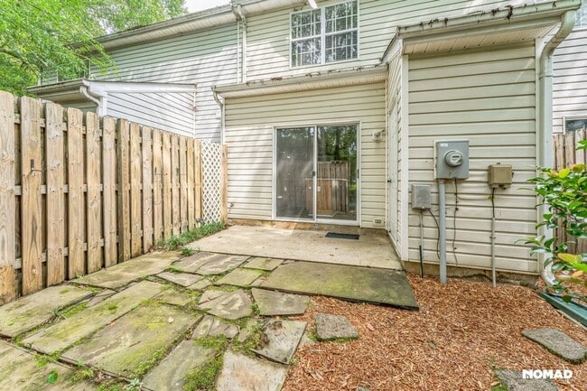 Building Photo - Charming 2BR House in Charlotte