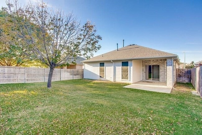 Building Photo - 2612 Evening Shade Dr