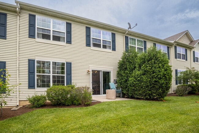 Building Photo - 9875 Williams Dr