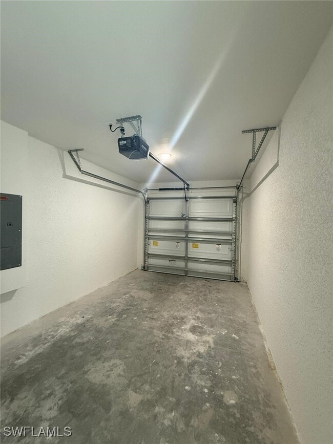 Building Photo - 322 McArthur Blvd