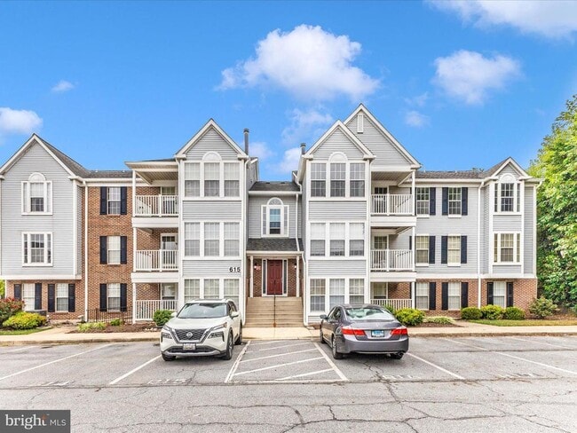Primary Photo - 615 Himes Ave