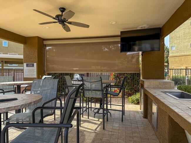 Building Photo - Cave Creek rd 2bd 2bath Condo