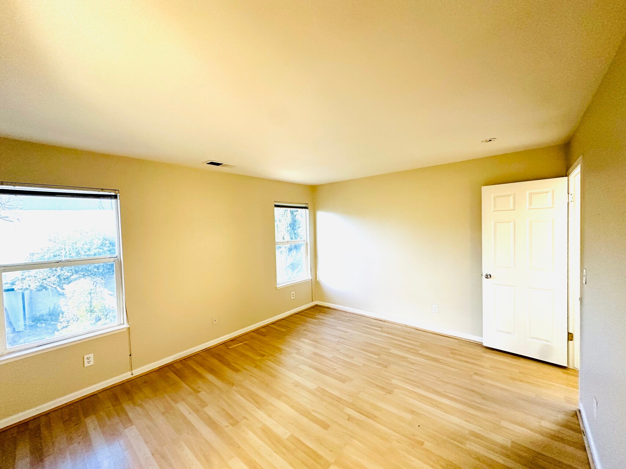 Building Photo - 3729 Seine Ct