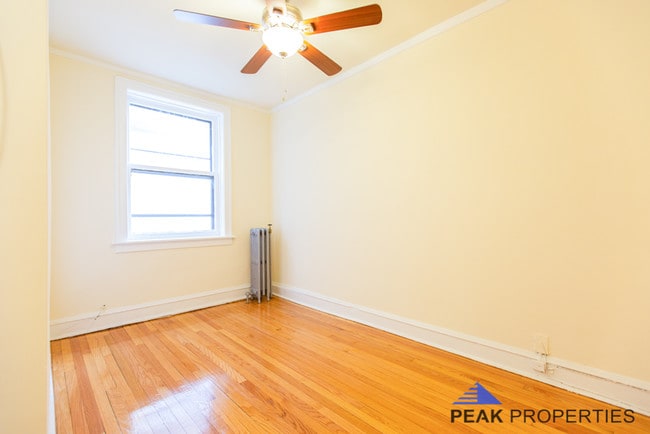 Building Photo - 1400-06 Central St.