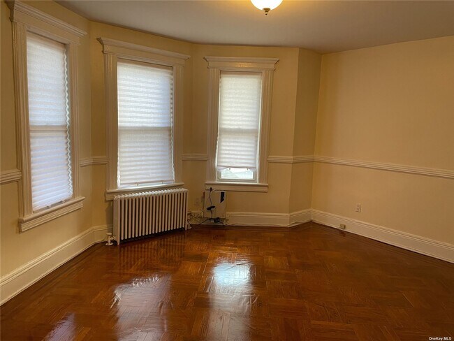 Building Photo - 101-20-101123 123rd St