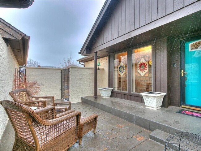 Primary Photo - 3825 Havenbrook Cir