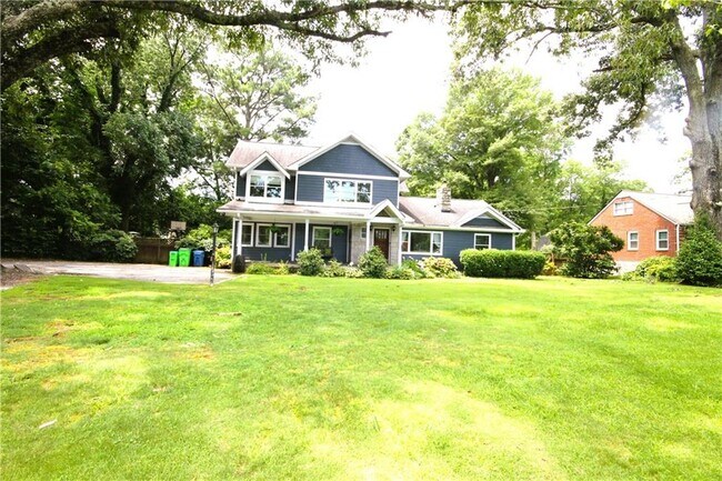 Primary Photo - 3293 Covington Hwy
