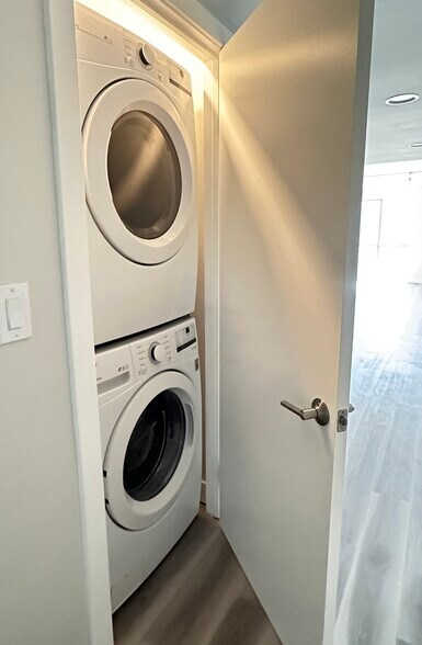 New washer and drier for easy convenience - 244 N Almont Dr