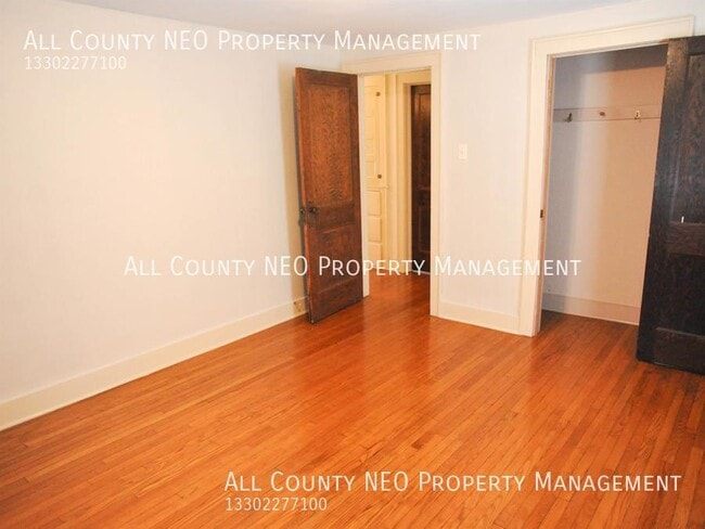 Building Photo - 1051 Brown St