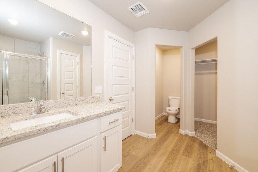Building Photo - 12721 Carrara Ln