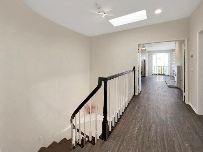 Building Photo - 9761 Claiborne Square