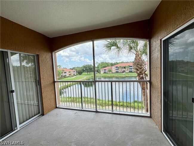 Building Photo - 1830 Florida Club Cir