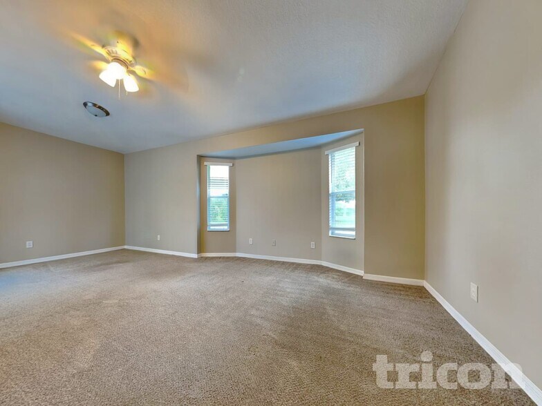 Building Photo - 1748 Pembrooke Way