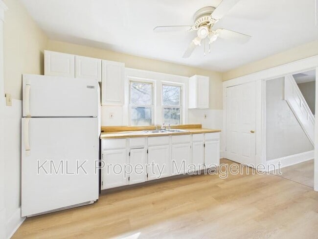 Building Photo - 773 Montana Ave