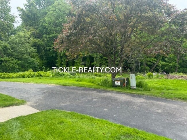 Building Photo - 1 Bedroom Condo in Fairport