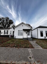 Building Photo - Charming 3 Bed and 1 Bath Home