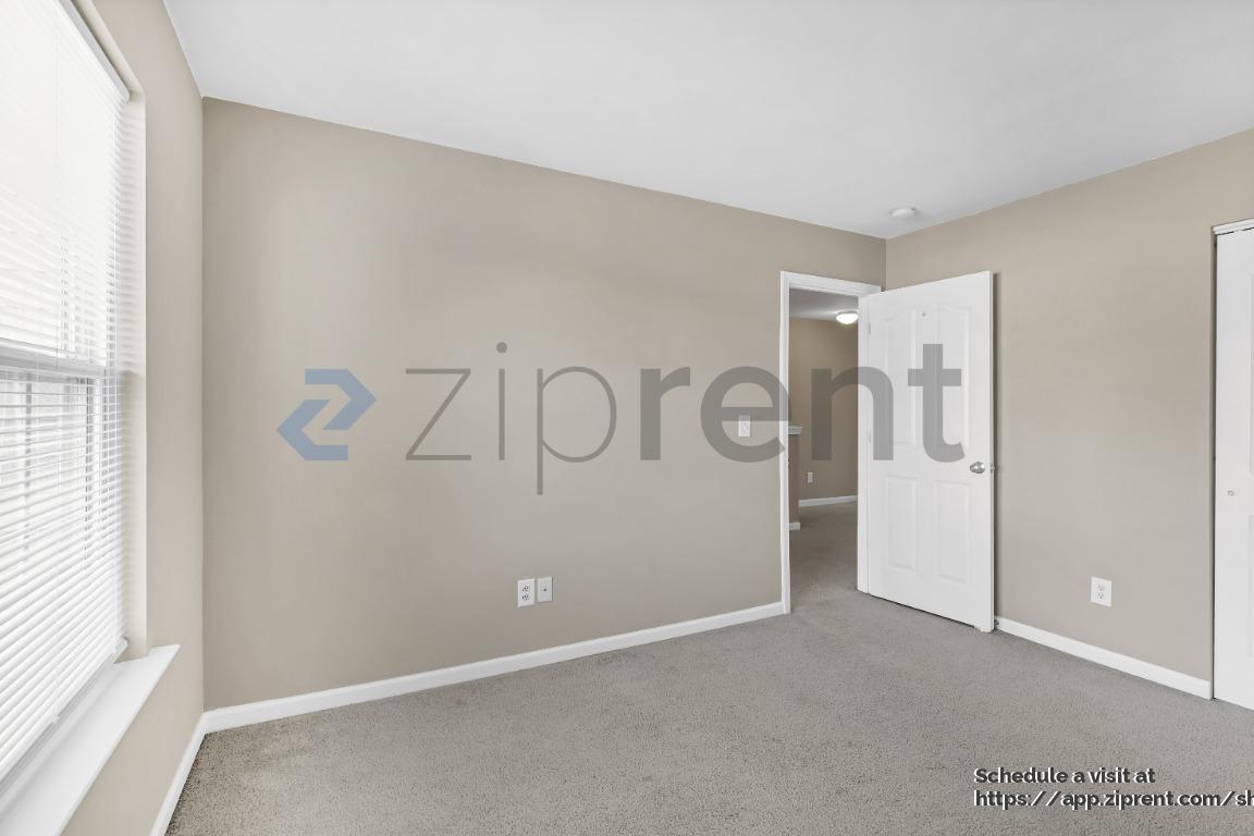 Building Photo - 237 Murray Glen Dr