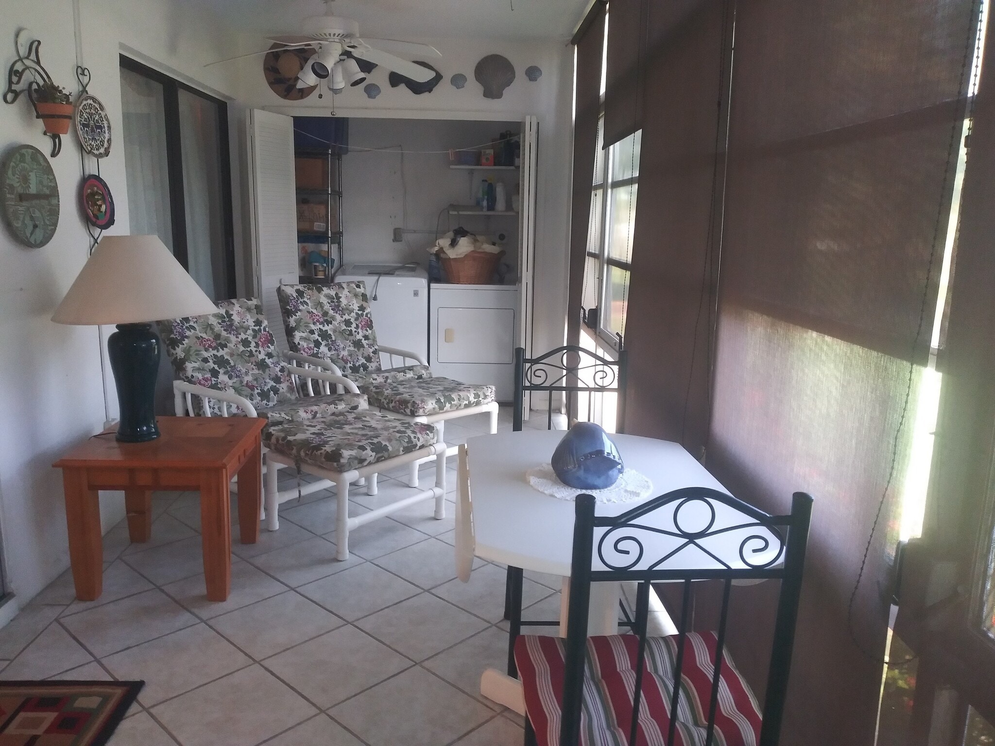 Lani - 4940 Vincennes St