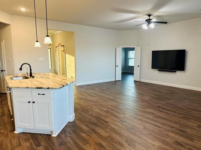 Building Photo - 4006 Cottontail Dr