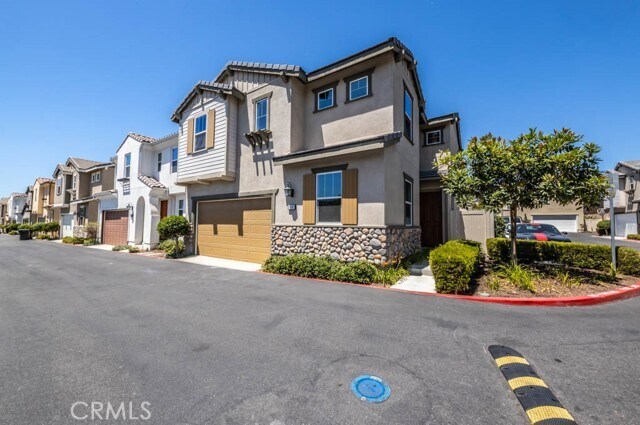 Building Photo - 5041 Menton Ln