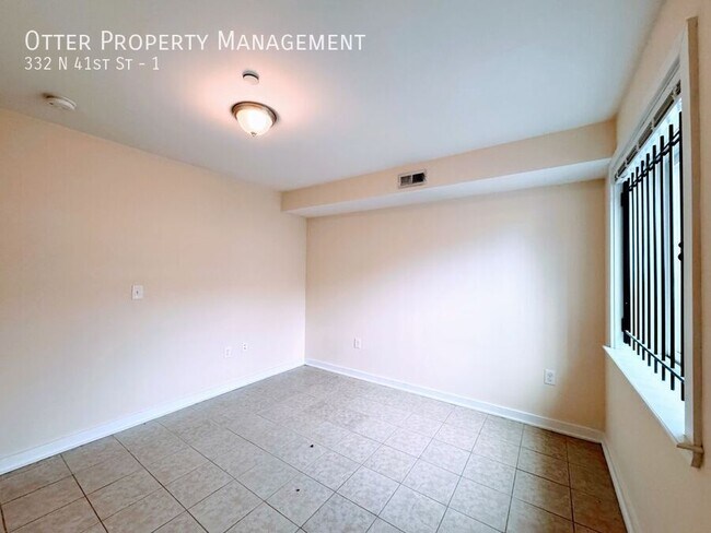 Building Photo - 332 N 41st St