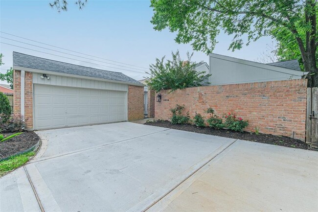 Building Photo - 2314 Silver Sage Dr