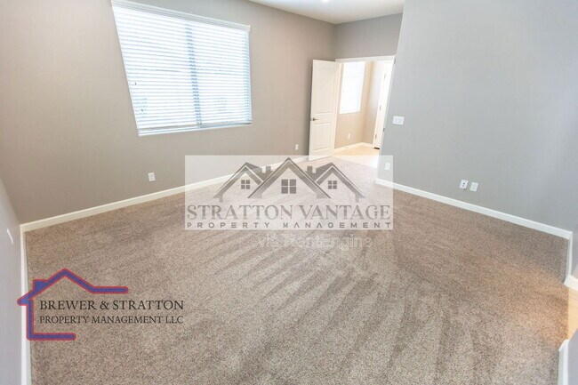 Building Photo - 4118 E Hoot Owl Trail