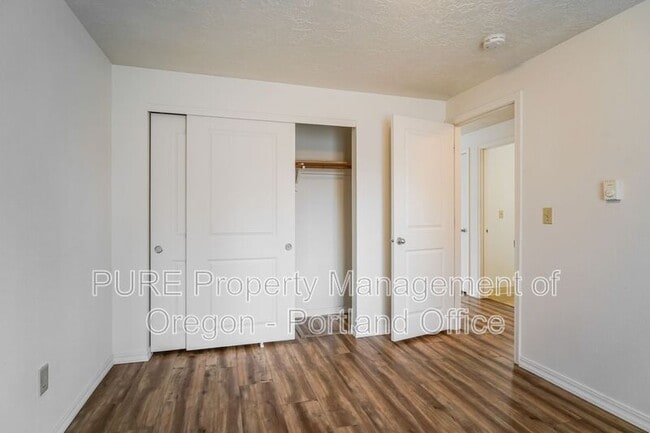 Building Photo - 8590 SE 72nd Ave