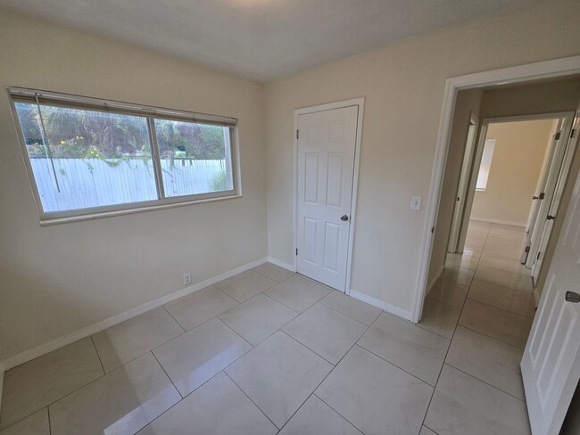 Building Photo - Updated East Delray Duplex | No HOA + Private Yard