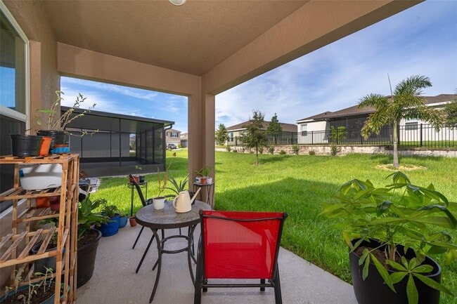 Building Photo - 531 Emily Gln St