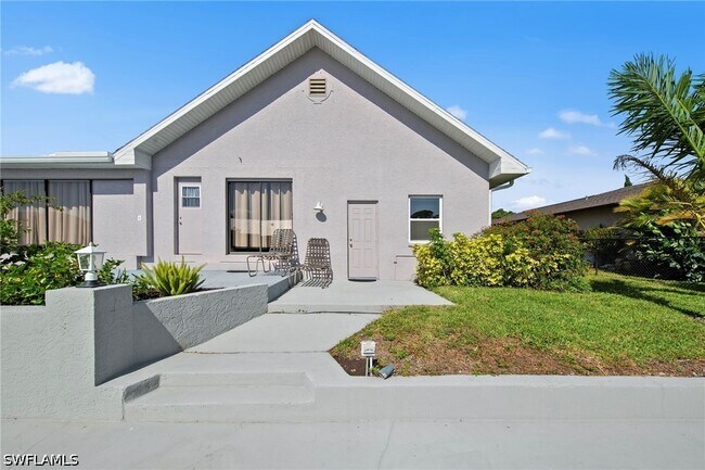 Building Photo - 7195 Reymoor Dr