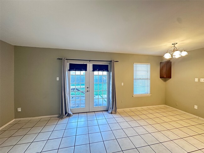 Building Photo - 1713 Mermaid Dr